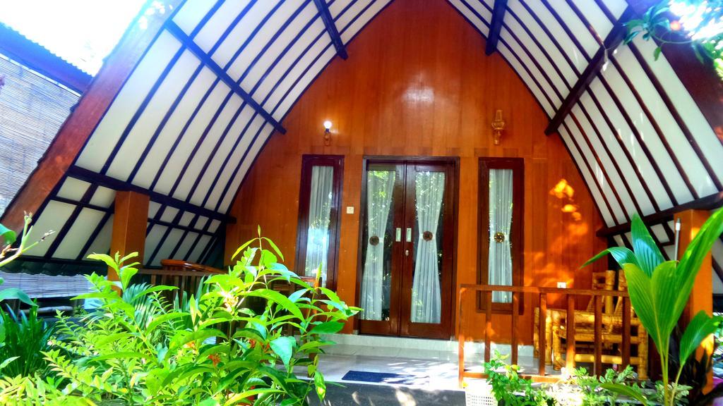 Ina Gili Guesthouse Gili Air Extérieur photo
