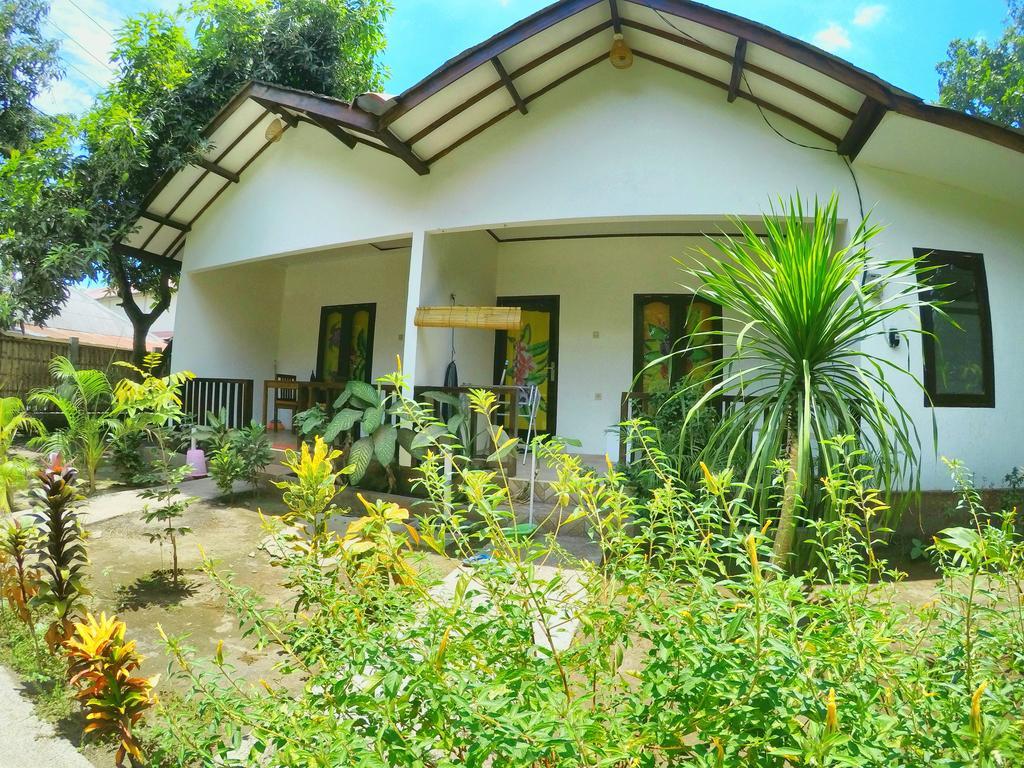 Ina Gili Guesthouse Gili Air Extérieur photo